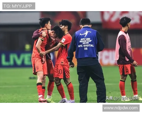 昔日足球巨星重返赛场 引发球迷热烈期待与媒体广泛关注 昔日足球巨星重返赛场 引发球迷热烈期待与媒体广泛关注