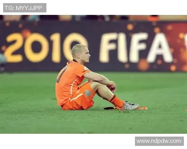 荷兰足球传奇退役球星回顾 他们的辉煌历程与对足球的深远影响