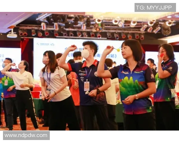 北京王府井足球明星卡店探索全新收藏热潮 引领潮流风向