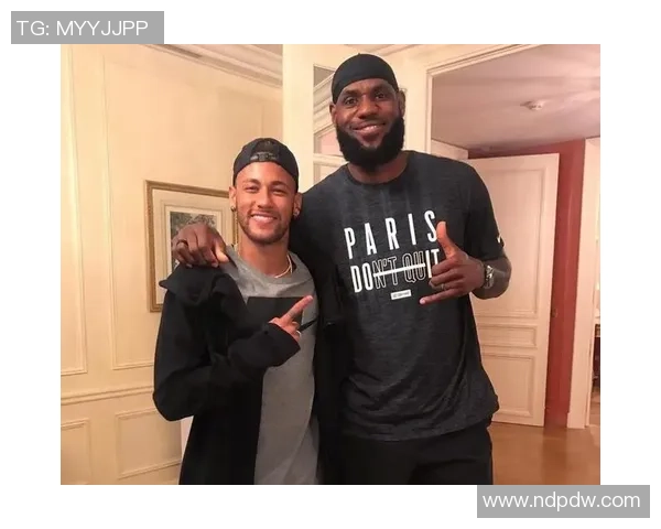 詹姆斯与足球巨星们的跨界对话与合作影响力分析 詹姆斯与足球巨星们的跨界对话与合作影响力分析